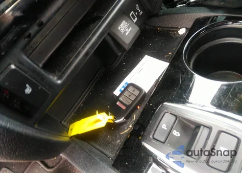 2020 Honda Ridgeline Rtl-E из США, поврежденный, VIN 5FPYK3F72LB014501